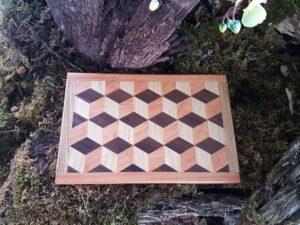 Liimpuidust 3D lõikelaud